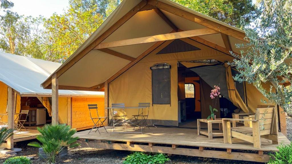 Il Pampaleone Glamping And Resort Acireale Exteriér fotografie