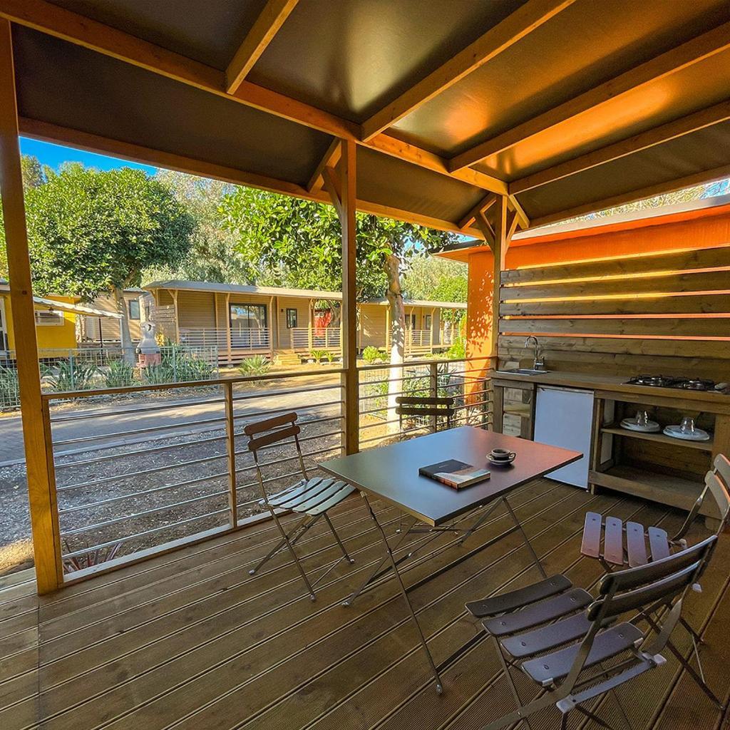 Il Pampaleone Glamping And Resort Acireale Exteriér fotografie