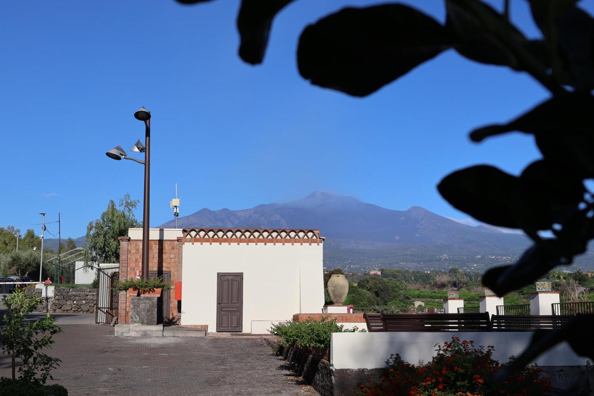 Il Pampaleone Glamping And Resort Acireale Exteriér fotografie